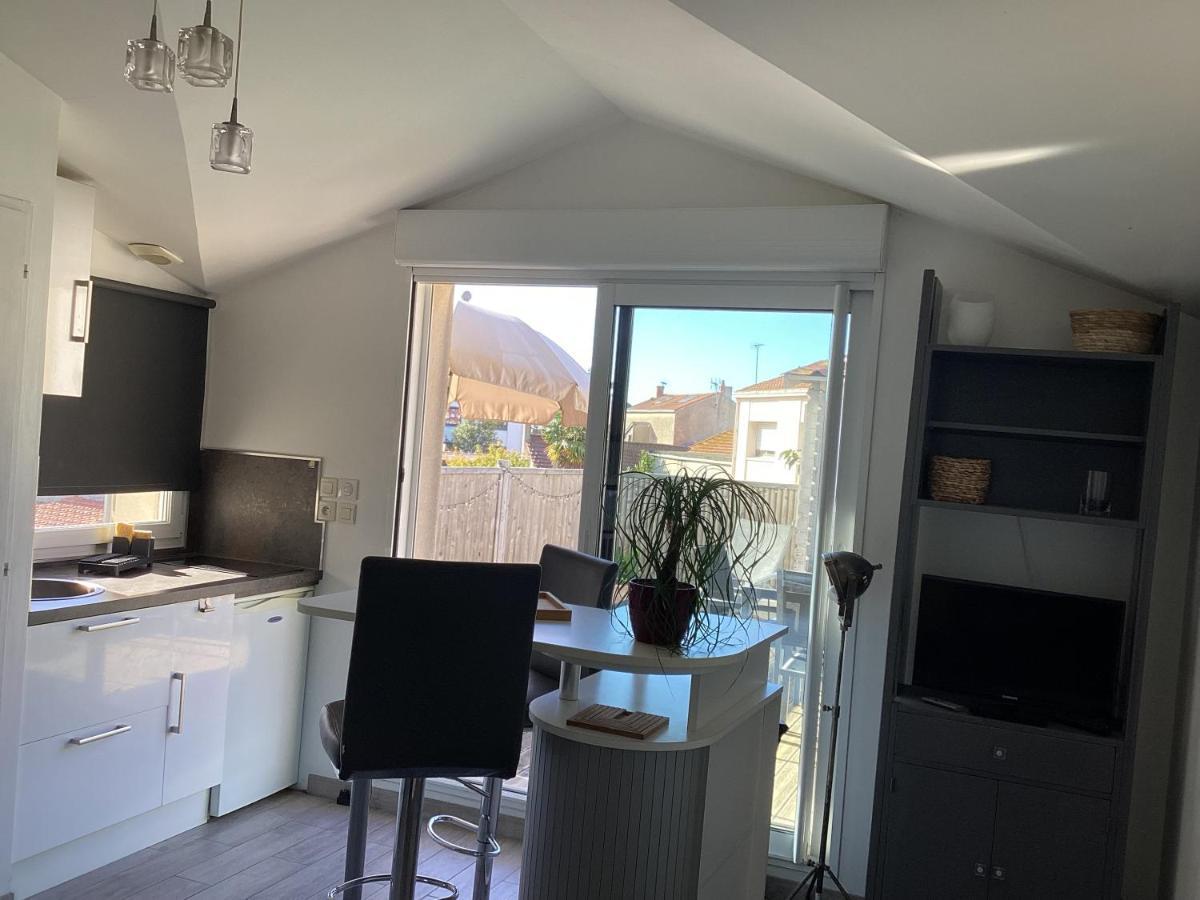 דירות לה רושל Chaleureux T2 30 M2 Et Sa Terrasse Bois 18 M2 מראה חיצוני תמונה