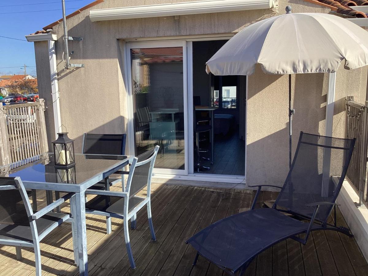 דירות לה רושל Chaleureux T2 30 M2 Et Sa Terrasse Bois 18 M2 מראה חיצוני תמונה